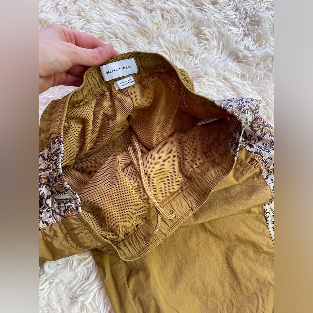 Urban Outfitters Tan Track Pants with Patterned Sides - Picture 6 of 10